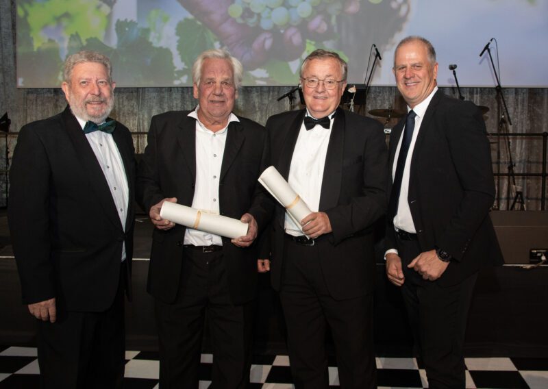 Living Legends Award – Bennie Howard, Vice Chairman Veritas, Philip Jordaan, Tim Hutchinson DGB, Christo Pienaar Chairman, Veritas (Johann Rupert could not attend and will receive his Scroll later)